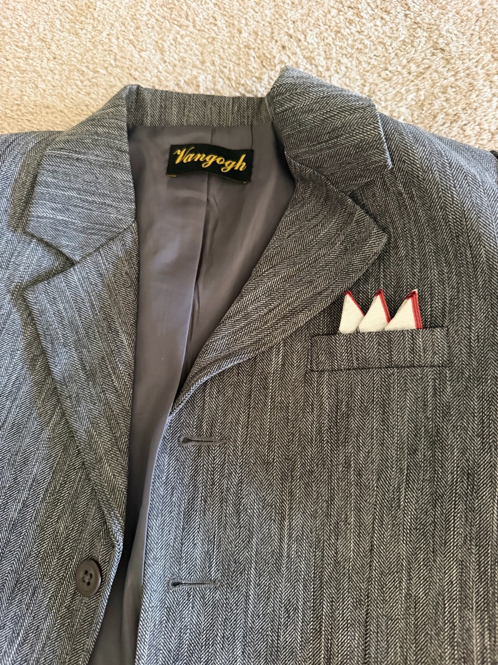 Boys Gray Three-Piece Suit with Tie - Picture 4 of 6